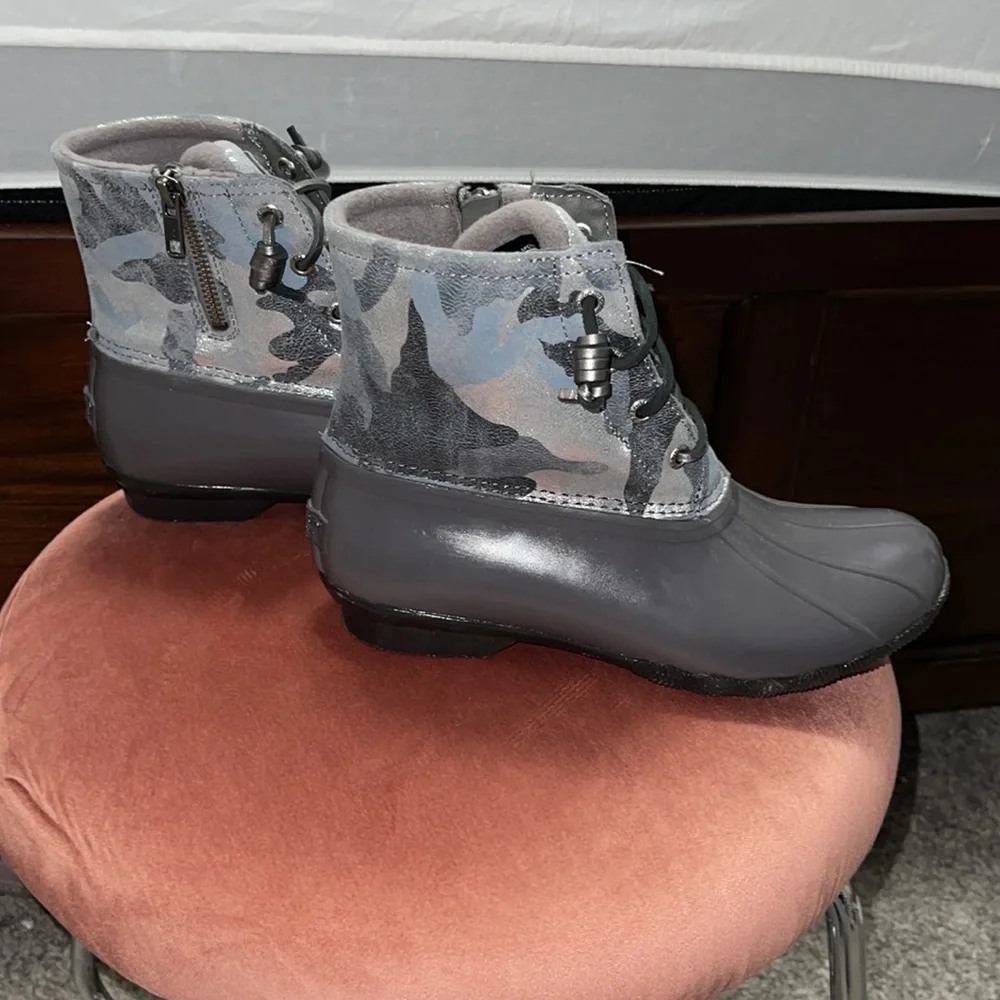 Sperry boots - Picture 2 of 4